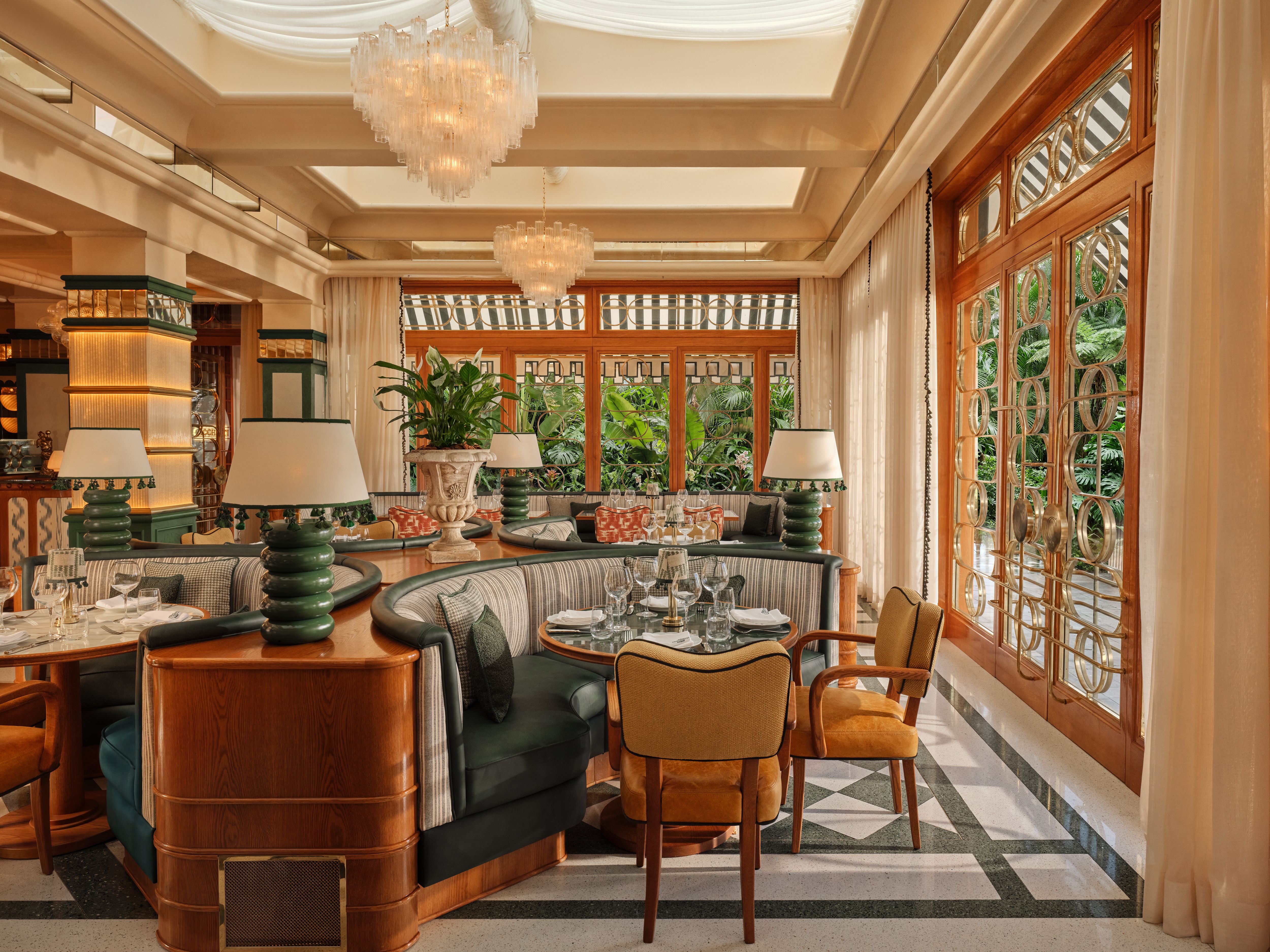 Cedar Sky Lounge (The View Hotel)